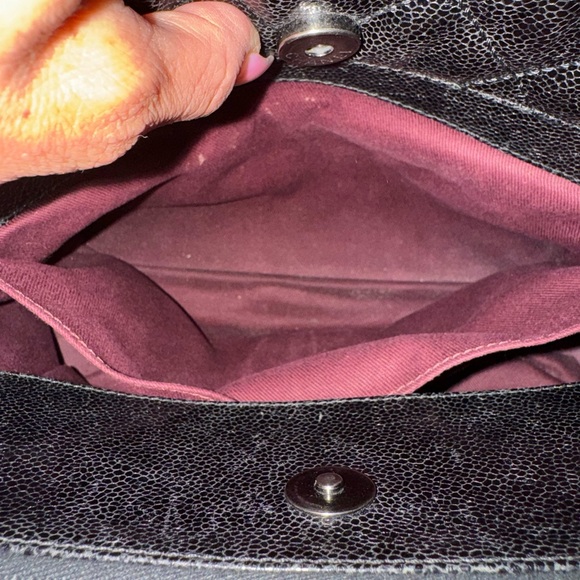 Chanel
CC Crave large Tote Quilted Glazed Caviar - Picture 9 of 16